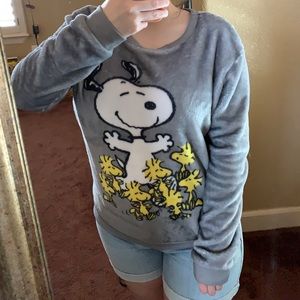 2/$10 💝 Peanuts Snoopy super soft sweatshirt